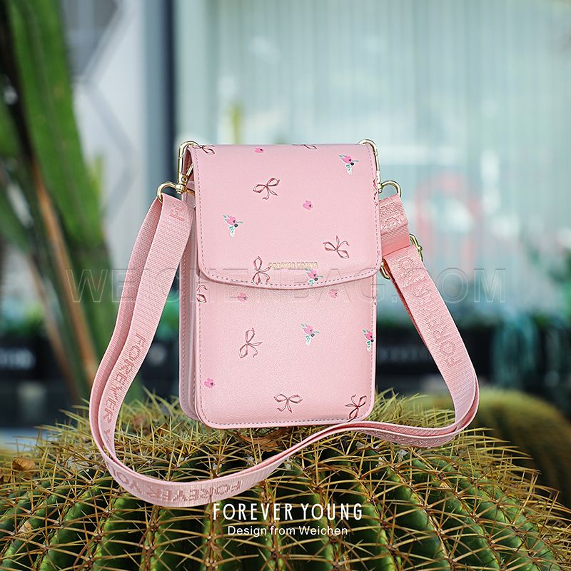 The new forever young phone bag 8418-008