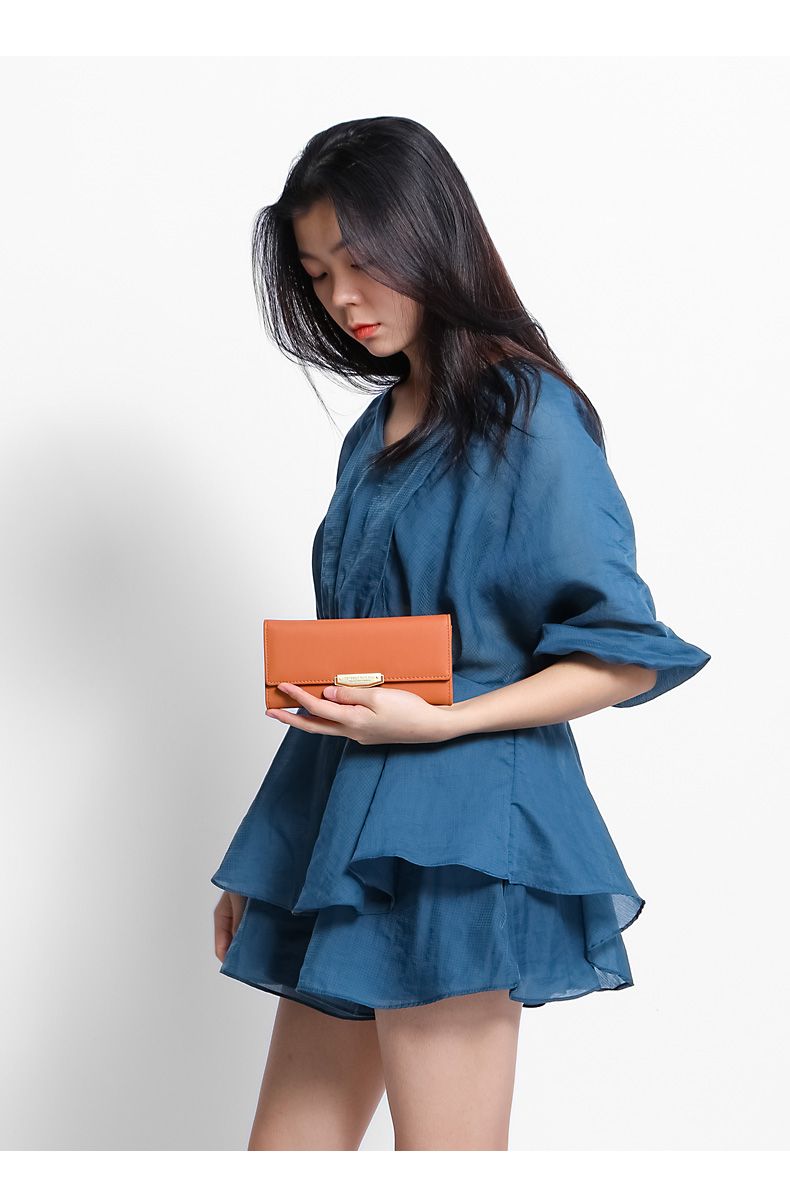 The new perfect for you purse XQ6901-039