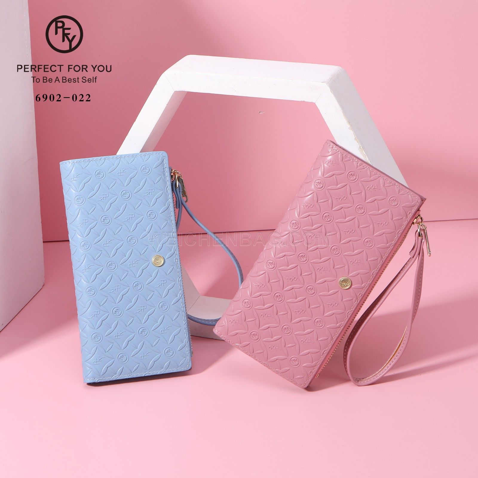 The new perfect for you purse 6902-022