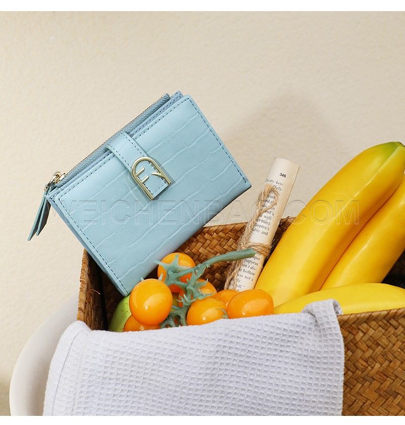 Ladies Short Purse 8420-002Y